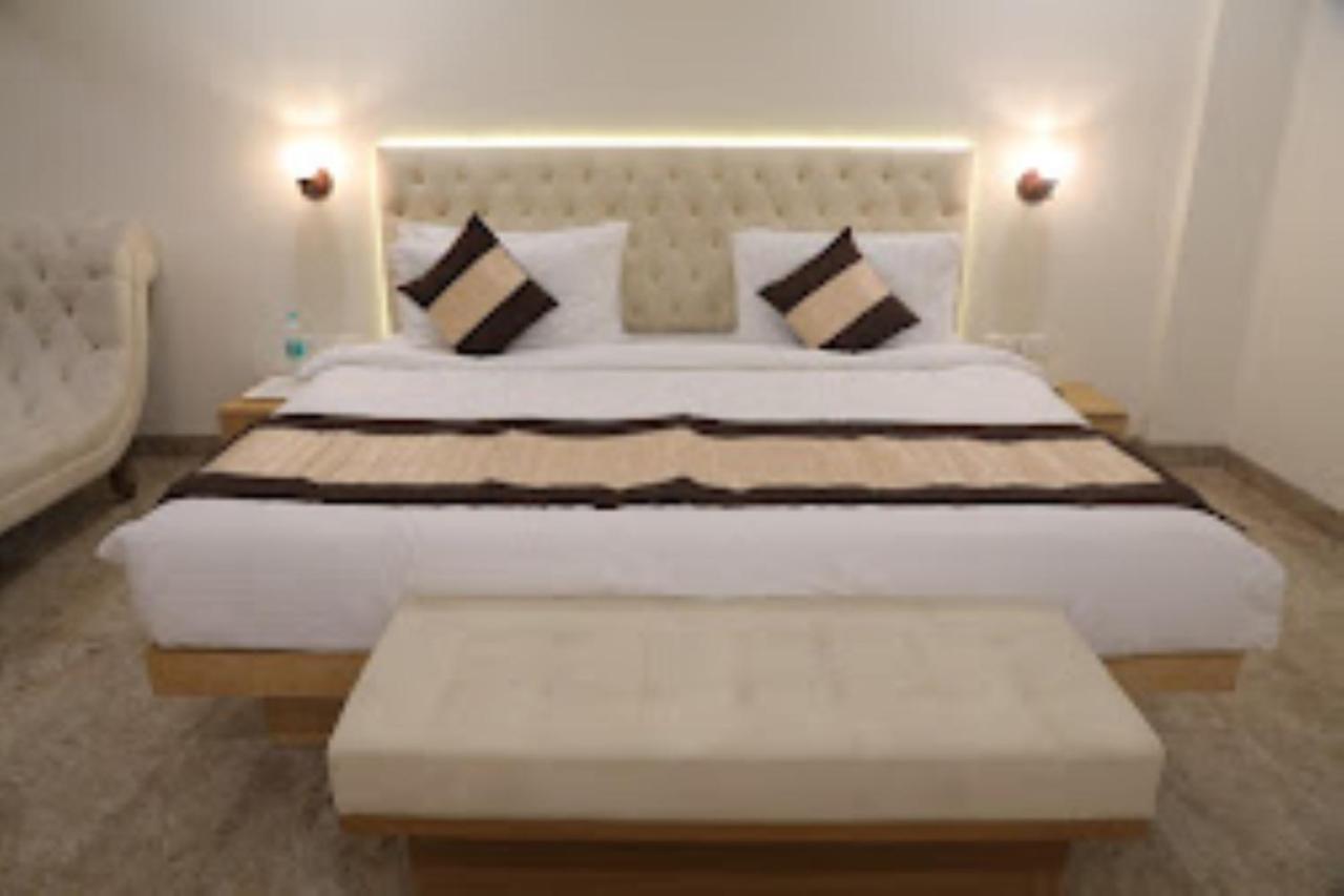 Hotel Aditya Residency Bhopal Dış mekan fotoğraf